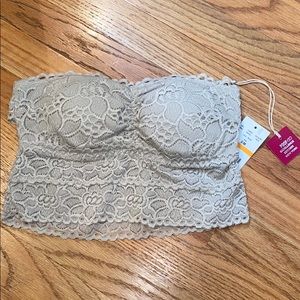 NWT strapless bralette